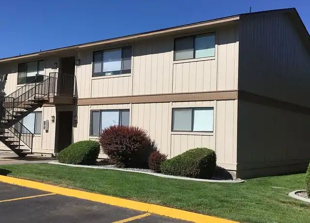 Property at Avalon Court Apartments - 801 N Tweedt St, Kennewick, WA, 99336, 2 beds, 1 bath, [object Object]