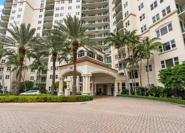 Property at 20000 E Country Club Dr #416, Miami, FL, 33180, 3 beds, 3 baths, [object Object]
