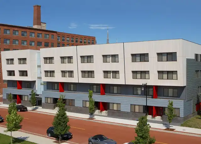 Property at Metropolitan Park Apartments - 350 Ionia Ave SW, Grand Rapids, MI, 49503, 2 beds, 2 baths, [object Object]