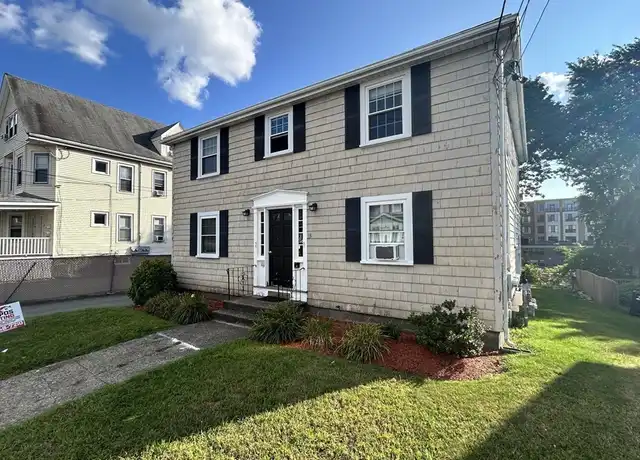 Property at 33 Holmes St Unit 3, Quincy, MA, 02171, 1 bed, 1 bath, [object Object]