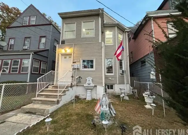 Property at 469 Walnut St, Elizabeth, NJ, 07201, 4 beds, 2 baths, [object Object]