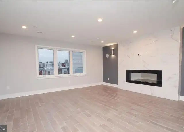 Property at 2562 Frankford Ave Unit 3F, Philadelphia, PA, 19125, 2 beds, 2 baths, [object Object]