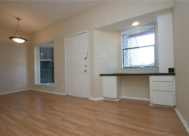 Property at 2818 Nueces St Unit 212, Austin, TX, 78705, 1 bed, 1 bath, [object Object]