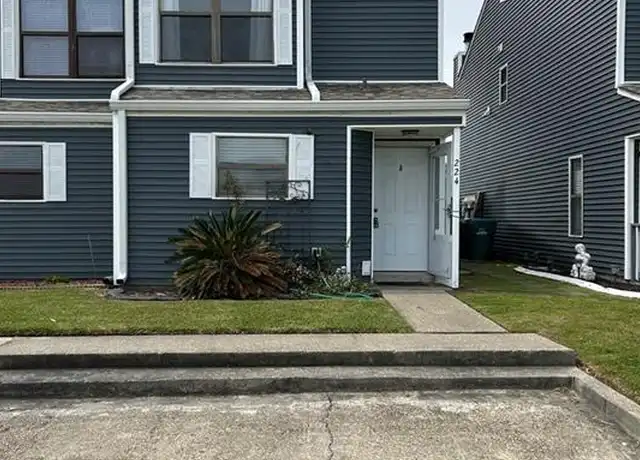 Property at 224 Marina Dr, Slidell, LA, 70458, 2 beds, 1.5 baths, [object Object]