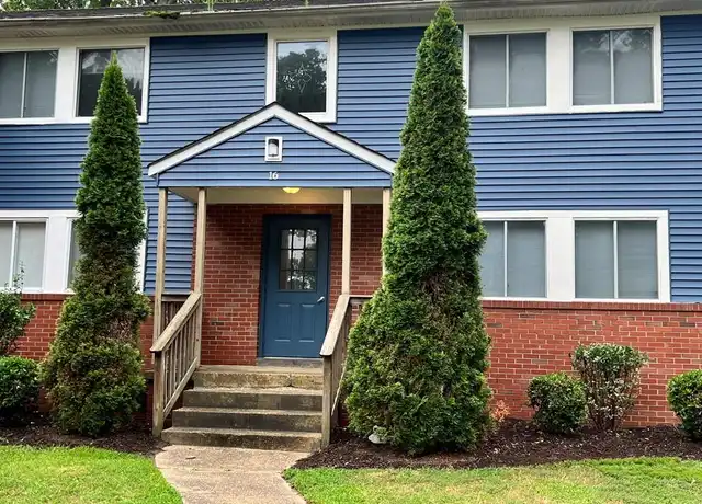 Property at 16 Pollux Cir E #1, Portsmouth, VA, 23701, 2 beds, 1 bath, [object Object]