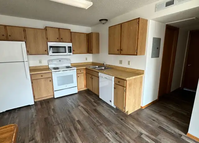 Property at 5405 56th St Unit 44, Sioux Falls, SD, 57106, 2 beds, 1 bath, [object Object]