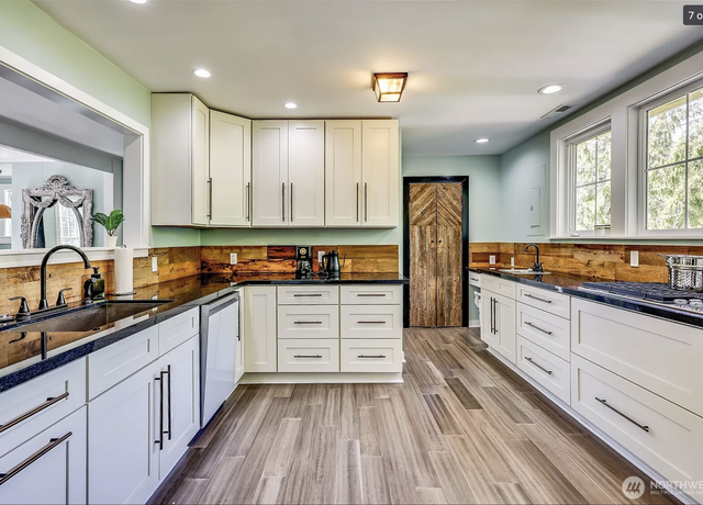 Photo of 8494 NE Odd Fellows Rd, Bainbridge Island, WA 98110
