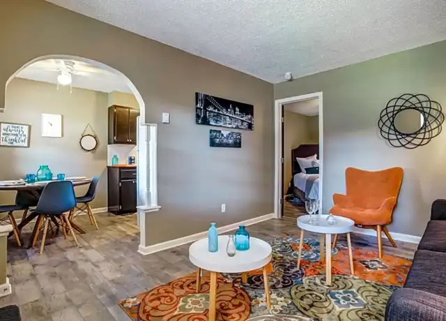 Property at 724 SE 59th St, Oklahoma City, OK, 73129, 2 beds, 2 baths, [object Object]