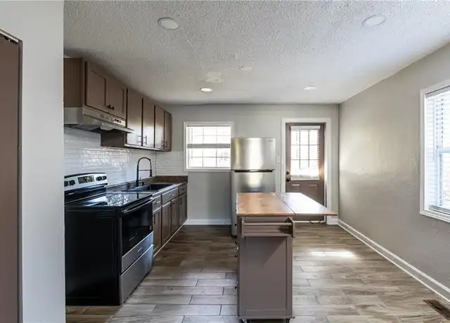 Property at 1074 Ollie Cir NW Unit A, Atlanta, GA, 30314, 2 beds, 1 bath, [object Object]