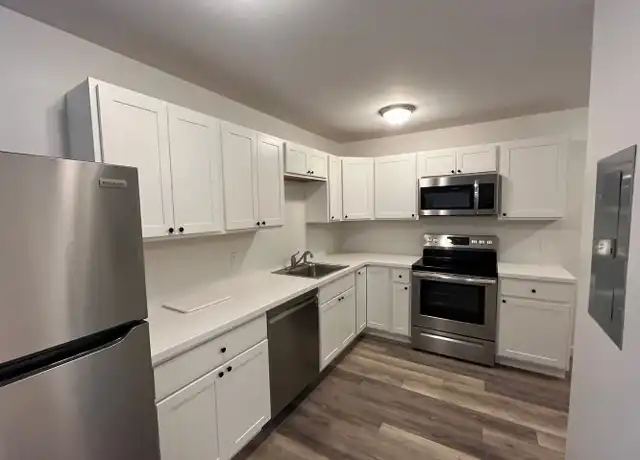 Property at 253 Bridge St Unit 6, Morristown, VT, 05661, 2 beds, 1 bath, [object Object]