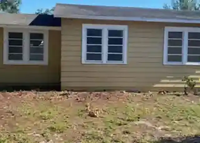 Property at 2911 W Tyson Ave, Tampa, FL, 33611, 2 beds, 1 bath, [object Object]