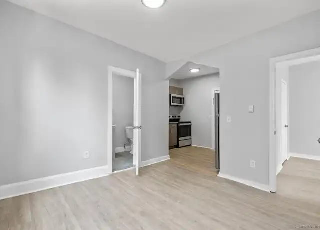 Property at 31 Whittier St Unit 2B, Bridgeport, CT, 06605, 2 beds, 1 bath, [object Object]