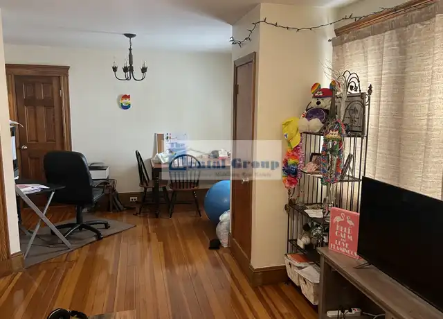 Property at 8 King Ave Unit 2, Medford, MA, 02155, 1 bed, 1 bath, [object Object]