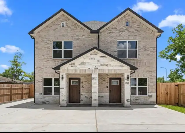 Property at 102 Schade Ln Unit B, Houston, TX, 77037, 3 beds, 2.5 baths, [object Object]