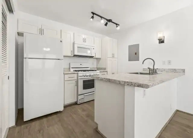 Property at 91-1135 Puamaeole St Unit 120C, Ewa Beach, HI, 96706, 1 bed, 1 bath, [object Object]