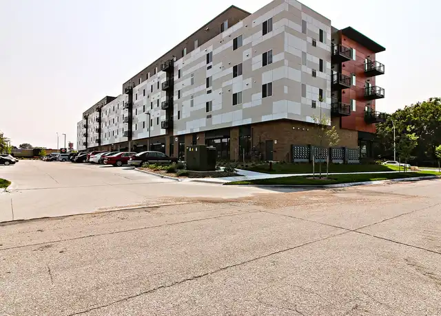 Property at Square at 48 - 4800 Holdrege St, Lincoln, NE, 68504, 2 beds, 2 baths, Contact for Price