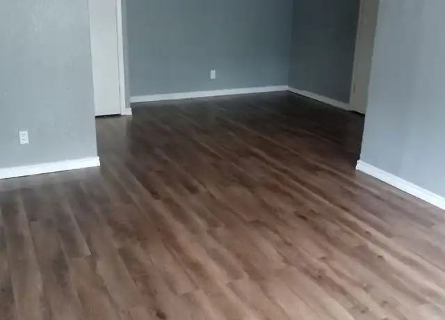 Property at 2724 Robinson Dr Unit 2833 D, Waco, TX, 76706, 2 beds, 1 bath, [object Object]
