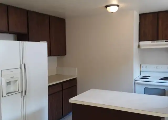 Property at 626 N 13th St, Elma, WA, 98541, 2 beds, 1 bath, [object Object]