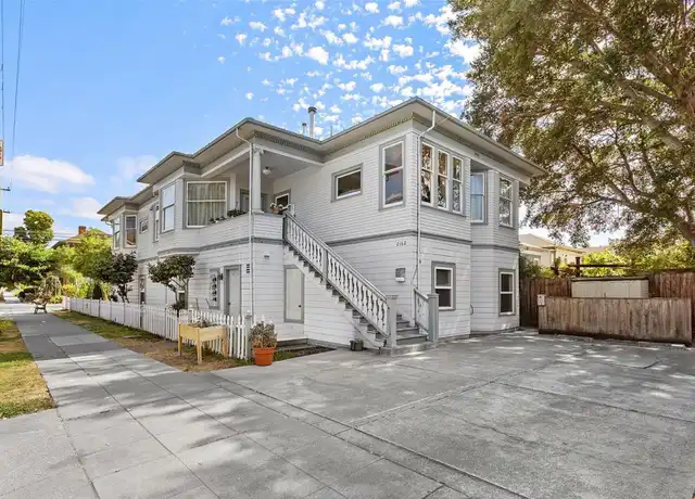 Property at 2162 Santa Clara Ave Unit B, Alameda, CA, 94501, 2 beds, 1 bath, [object Object]