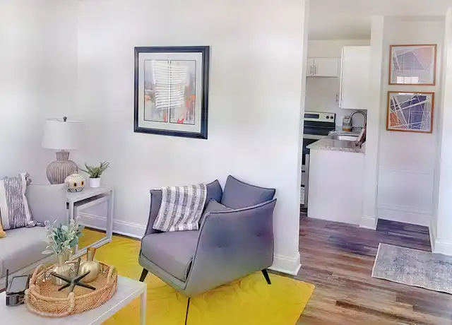 Property at 2445 Julia Ave, Charlotte, NC, 28206, 2 beds, 1 bath, [object Object]