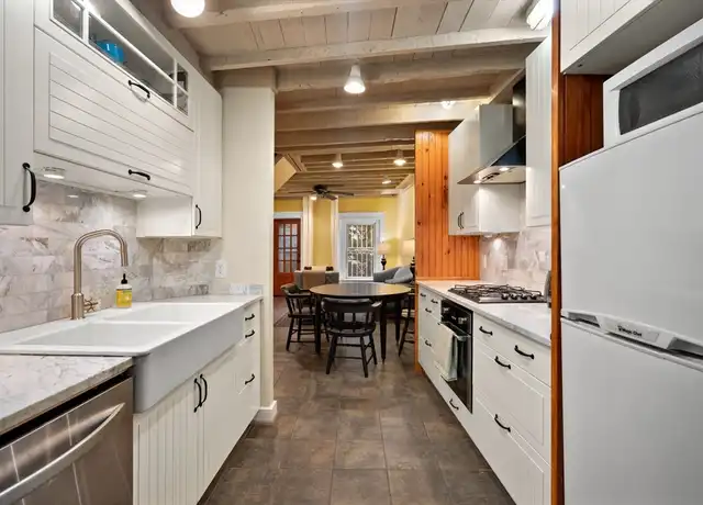 Property at 6 N Hudson St Unit 1, Boston, MA, 02113, 2 beds, 2 baths, [object Object]