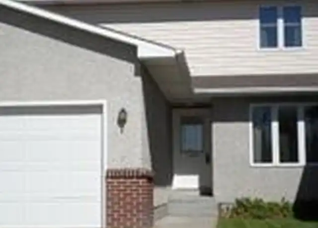 Property at 1605 Hope St, Grand Island, NE, 68801, 2 beds, 2.5 baths, [object Object]