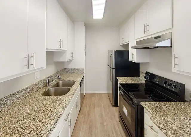Property at La Fayette Marquis - 450 S La Fayette Park Pl, Los Angeles, CA, 90057, 1 bed, 1 bath, [object Object]