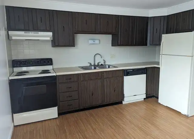 Property at 23 Losson Garden Dr Unit 2, Cheektowaga, NY, 14227, 2 beds, 1 bath, [object Object]