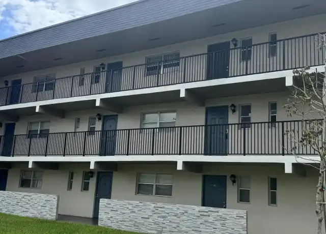 Property at 7820 Colony Cir S #305, Tamarac, FL, 33321, 2 beds, 2 baths, [object Object]
