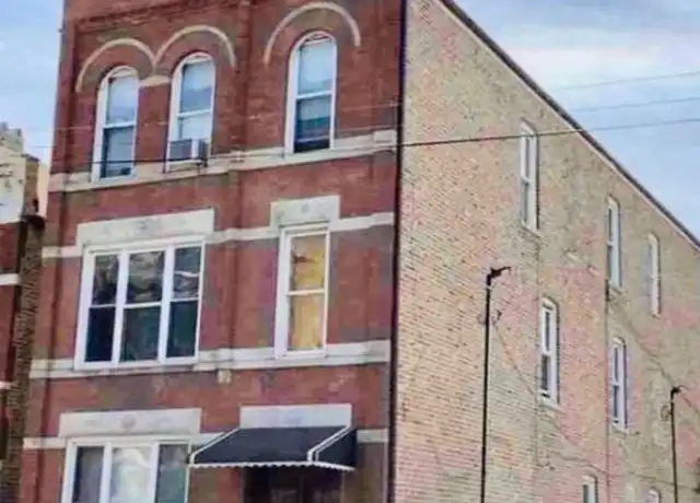 Property at 1533 W 17th St Unit 2R, Chicago, IL, 60608, 1 bed, 1 bath, [object Object]