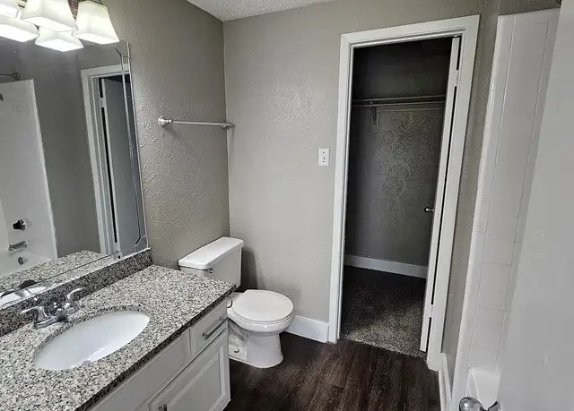 Photo of 7610 Skillman St, Dallas, TX 75231