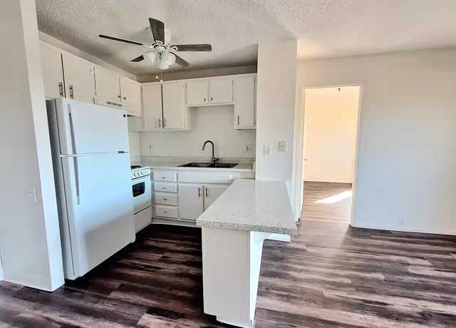 Photo of 3090 Jefferson St, Carlsbad, CA 92008