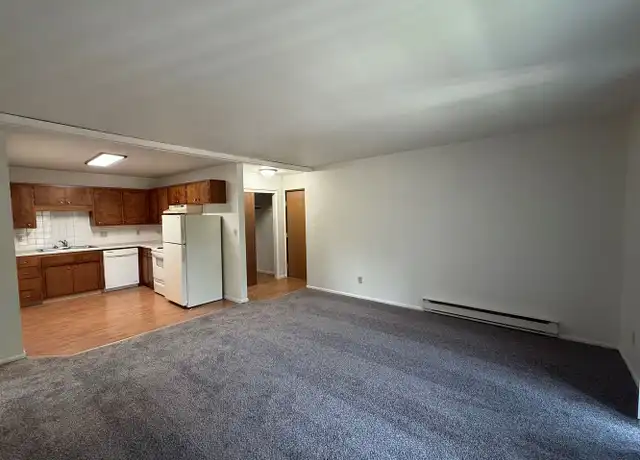 Property at 2301 17th St S Unit 21, Fargo, ND, 58103, 2 beds, 1 bath, [object Object]
