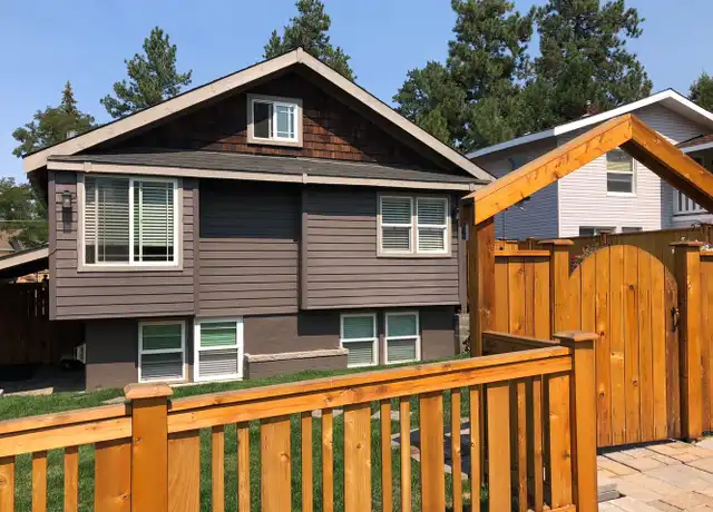 Property at 137 NW Saint Helens Pl Unit 3, Bend, OR, 97703, 2 beds, 1 bath, [object Object]