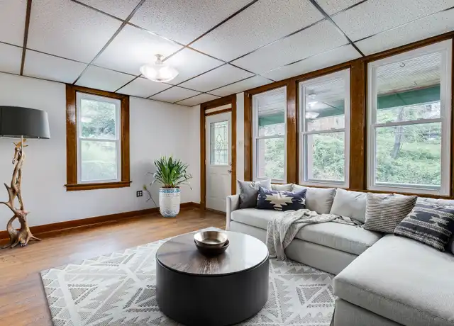 Property at 2642 Quarry St Unit 1 (FLR 1), Pittsburgh, PA, 15210, 1 bed, 1 bath, [object Object]