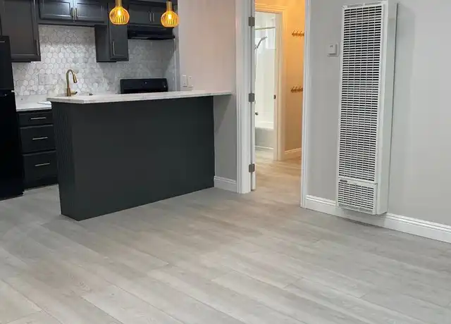 Property at 236 E Pearl St Unit 2, Port Hueneme, CA, 93041, 1 bed, 1 bath, [object Object]