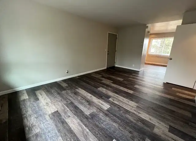 Property at Farm Hill Apartments - 3550 Farm Hill Blvd, Redwood City, CA, 94061, 1 bed, 1 bath, [object Object]
