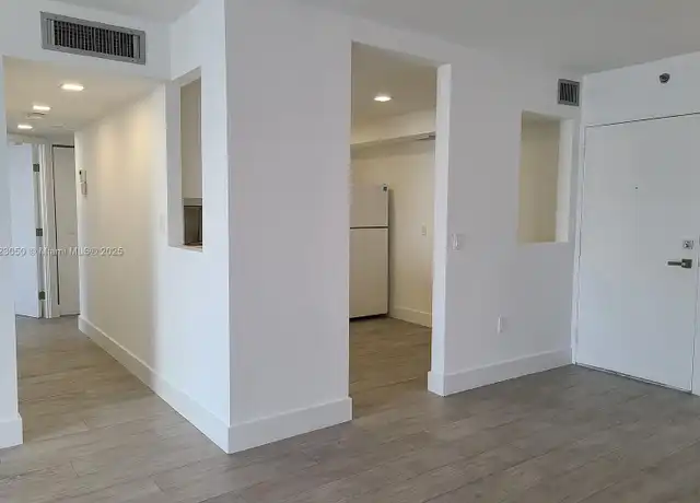Property at 2851 NE 183rd St Unit 1812E, Aventura, FL, 33160, 2 beds, 2 baths, [object Object]