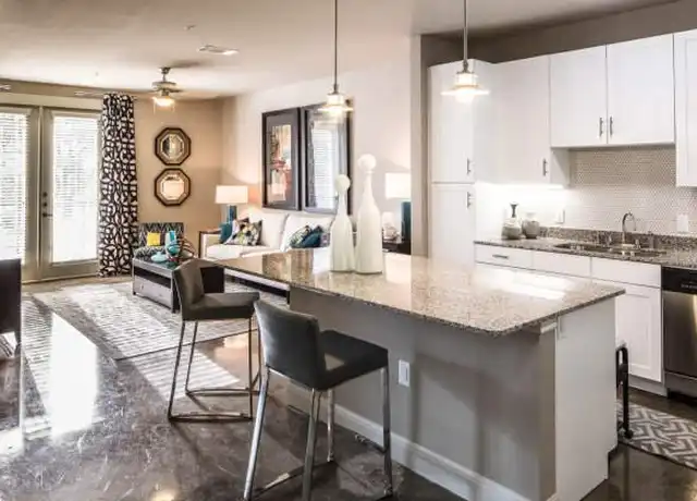 Property at 801 N Bishop Ave Unit 1016, Dallas, TX, 75208, 1 bed, 1 bath, [object Object]