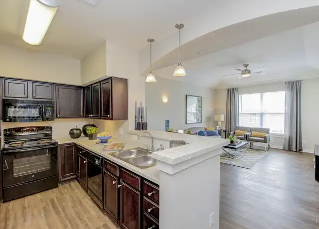 Property at Highpointe on Meridian - 13415 Highpointe Blvd, Carmel, IN, 46032, 1-3 bed, 1-2.5 bath, [object Object]
