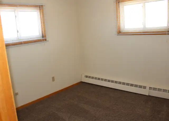 Property at 2026 4th St NW, Minot, ND, 58703, 2 beds, 1 bath, [object Object]
