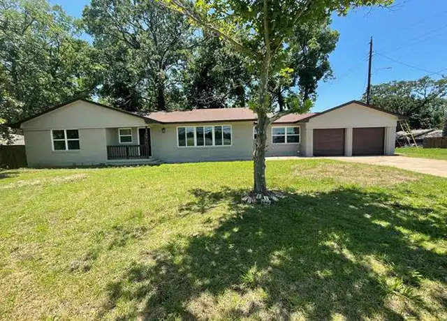 Property at 2830 W Crawford St, Denison, TX, 75020, 4 beds, 2.5 baths, [object Object]