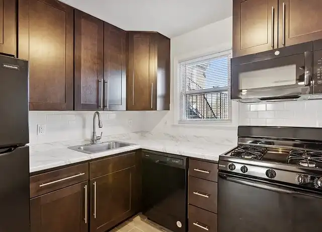Property at Sherwood Court Apartments - 79 Rubin St, South River, NJ, 08882, 1 bed, 1 bath, [object Object]