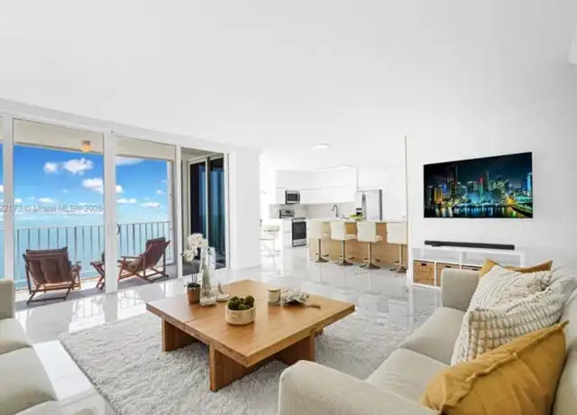 Property at 881 Ocean Dr Unit 21D, Key Biscayne, FL, 33149, 2 beds, 2 baths, [object Object]
