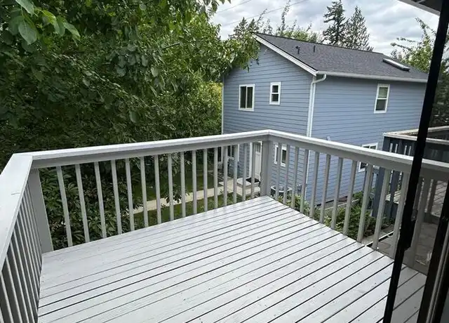 Property at 265 E Sunset Way Unit B, Issaquah, WA, 98027, 2 beds, 1 bath, [object Object]