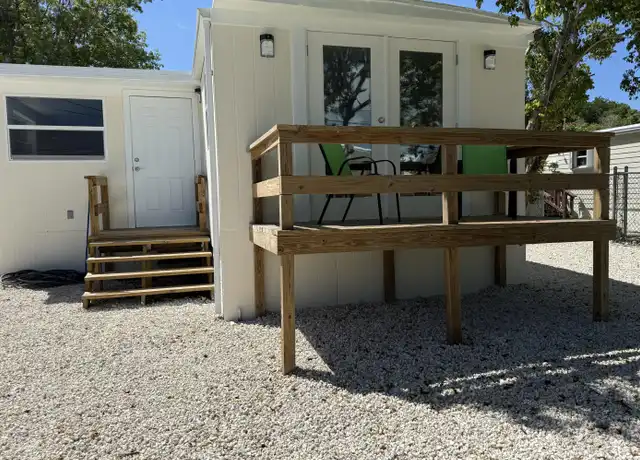Property at 911 Plantation Rd, Key Largo, FL, 33037, 3 beds, 2 baths, [object Object]