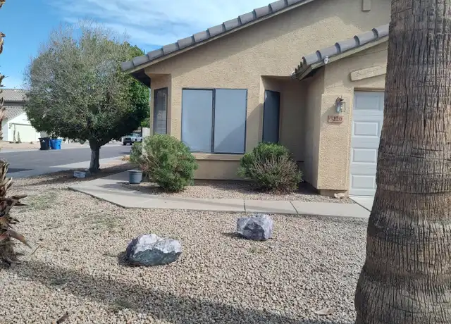 Property at 3220 E Hononegh Dr, Phoenix, AZ, 85050, 3 beds, 2 baths, [object Object]