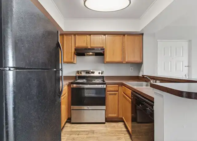 Property at 728 Executive Center Dr #310, West Palm Beach, FL, 33401, 1 bed, 1 bath, [object Object]