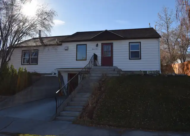Property at 1511 Knight St, Helena, MT, 59601, 3 beds, 2 baths, [object Object]