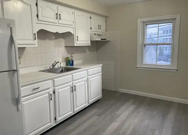 Property at 6 Dolphin Ave Unit 2, Revere, MA, 02151, 2 beds, 1 bath, [object Object]